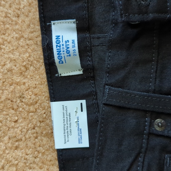 Levi Denizen Jeans - Picture 4 of 4